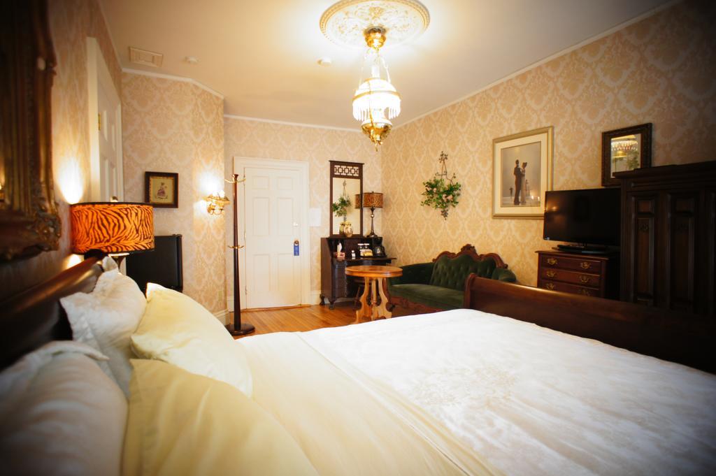 Inn On Frederick St. Andrews By The Sea Exterior photo