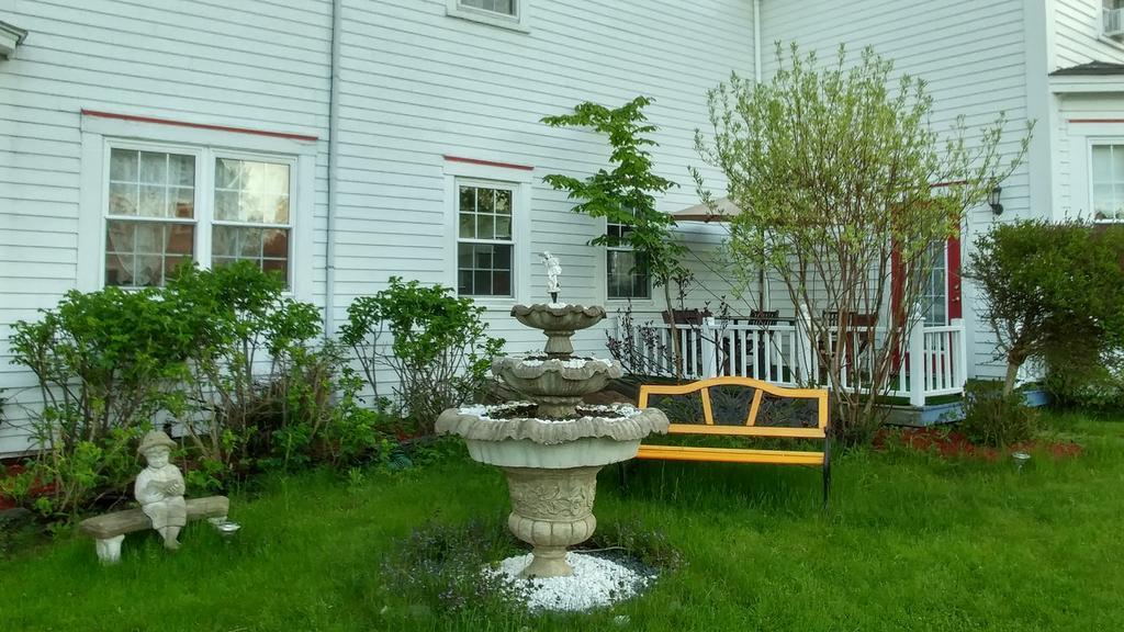 Inn On Frederick St. Andrews By The Sea Exterior photo