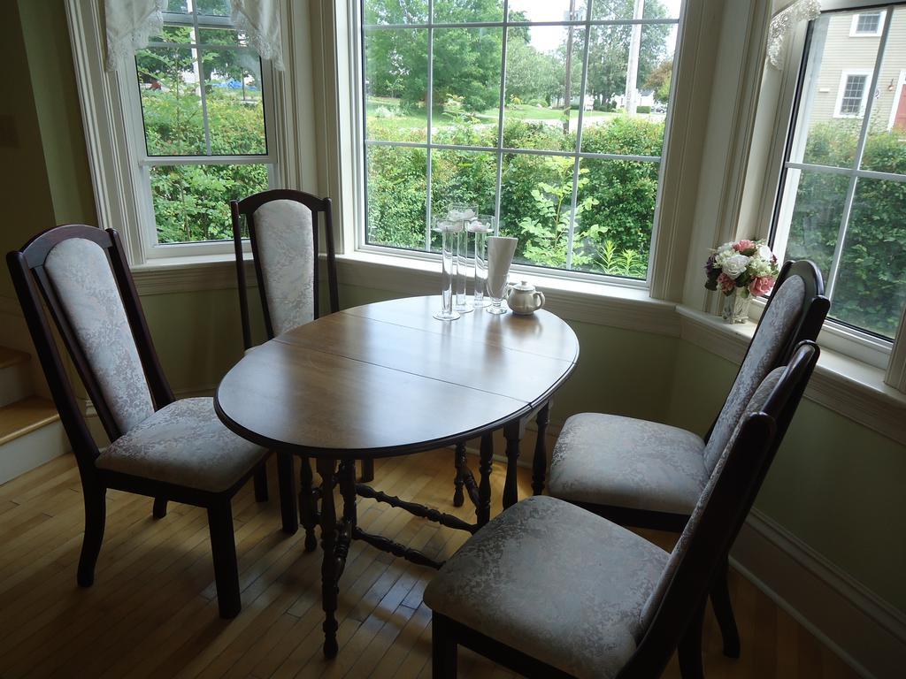 Inn On Frederick St. Andrews By The Sea Room photo